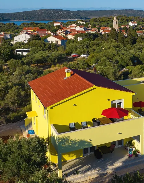 Villa Gaby + Apartment Gaby Božava