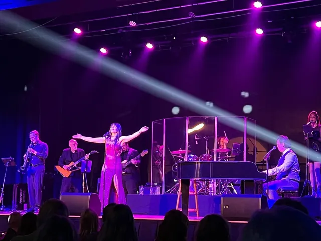 Mesa's Farnsworth Hall Community Theatre