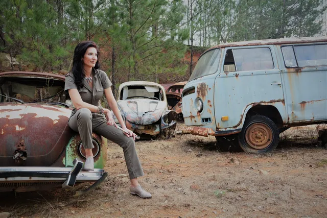 HATTIE LEE'S BOUTIQUE