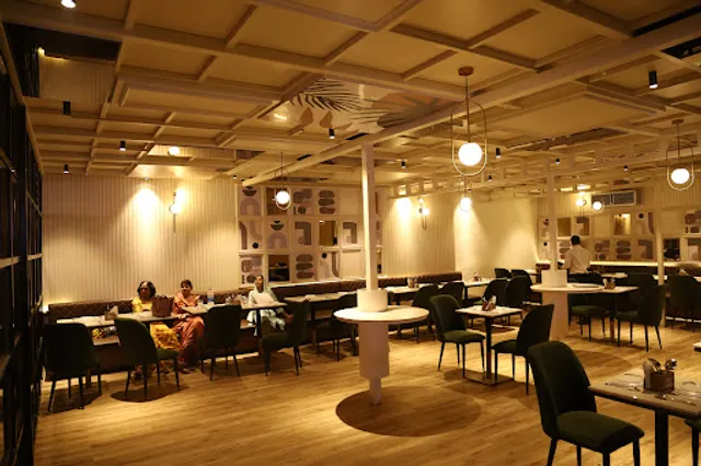 Euphoria | Multicuisine Family Restaurant