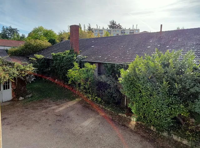 La Batisse de Saint-Chamond ( chambres )