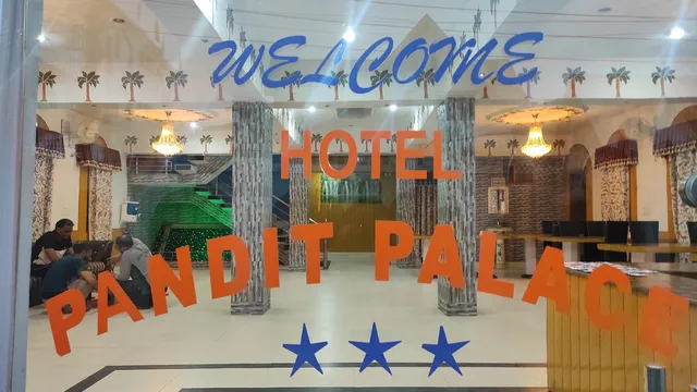 Hotel Pandit Palace