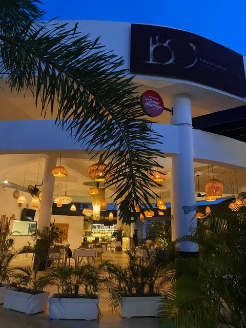 180 Grados restaurante & lounge