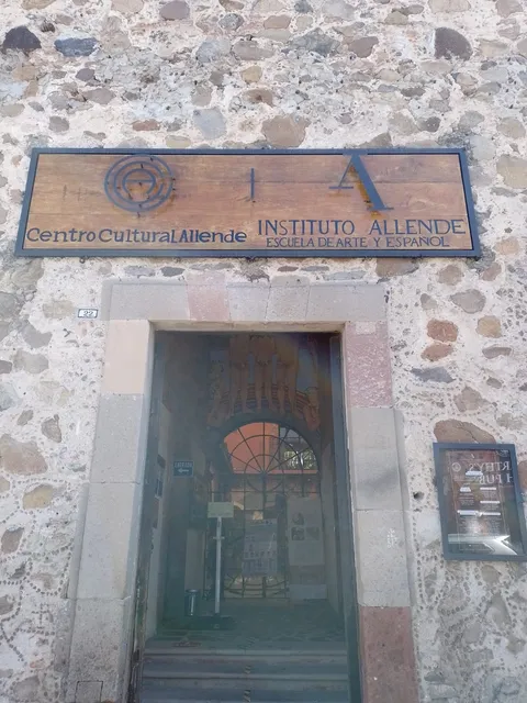 Instituto Allende Escuela de Arte y Español