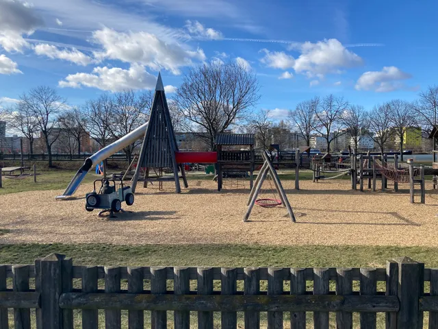 Playpark Danube Island