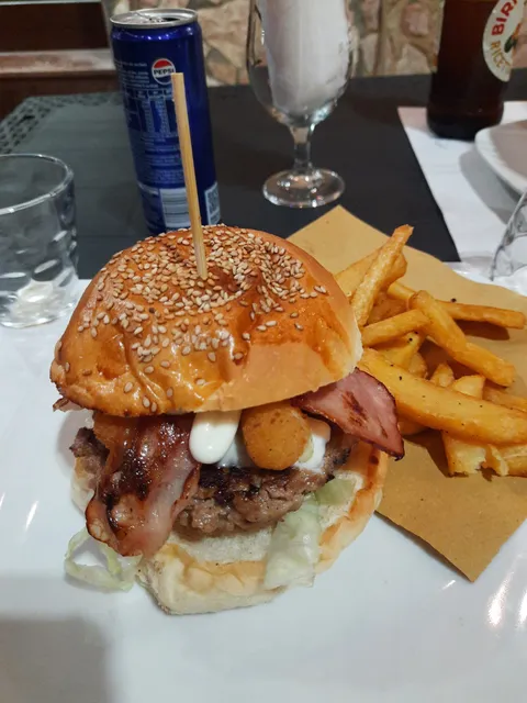 PITITTO - Pizzeria, Hamburgheria & Polleria