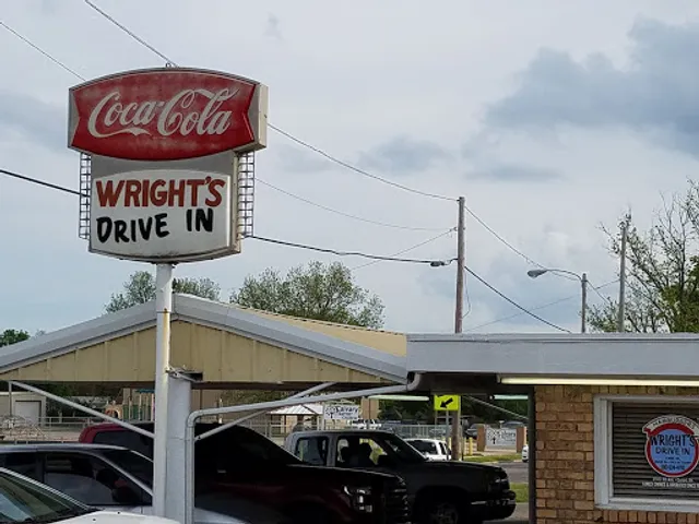 Wright's Drive In