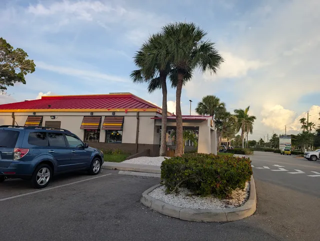 Naples Towne Centre South