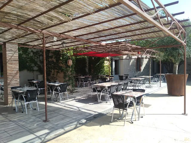 AU COMPTOIR DE TRINIACH