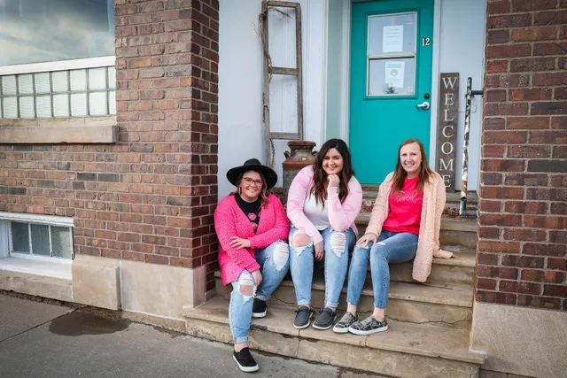 The Humming Arrow Boutique