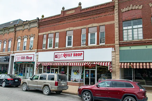 Cindy Lou's Gifts & Quilt Shop