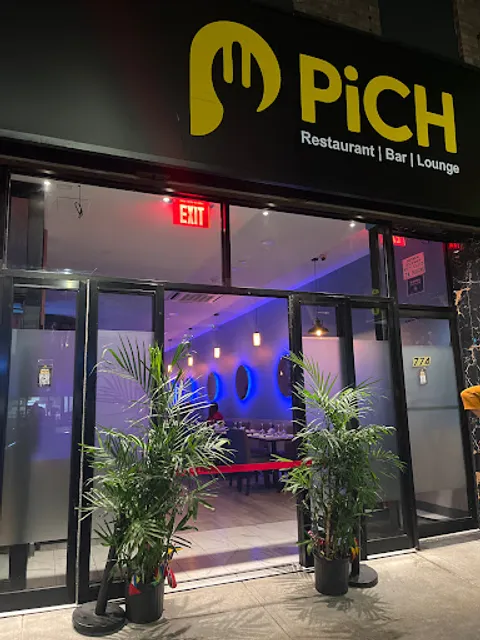 PiCH Restaurant and Lounge