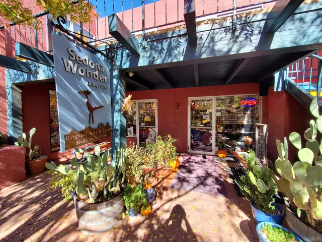 Sedona Wonder Gallery & Gifts