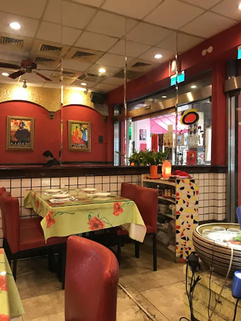 España TAPA TAPA Spanish Resturant