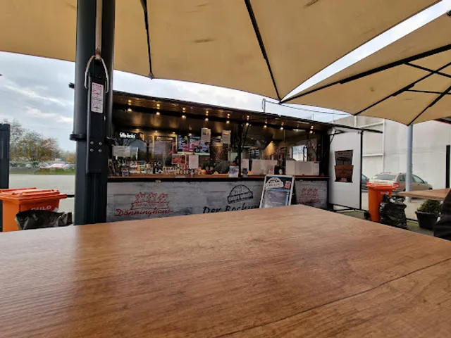 Die Kult Currywurst in Heide | Der Bochumer