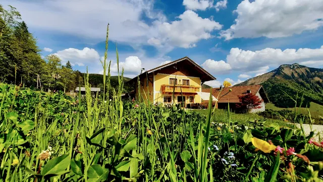 Reitlhof am Sonnenhang, Bio-Bergbauernhof bei Salzburg