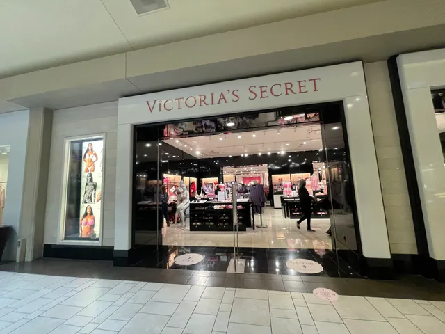 Victoria's Secret & PINK