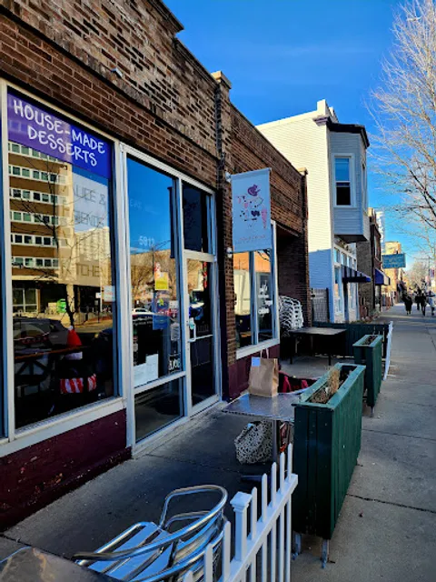 Alice & Friends' Vegan Kitchen