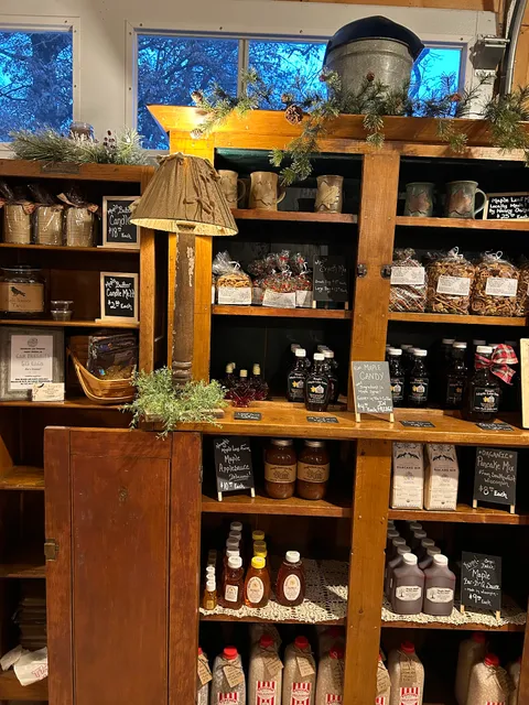 Hough's Maple Lane Farm