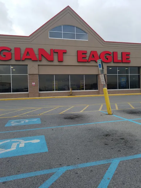 Giant Eagle Supermarket