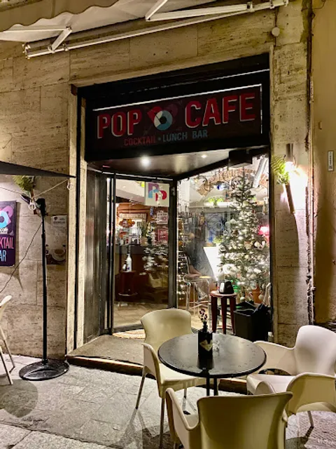 PopCafè Cocktail Bar