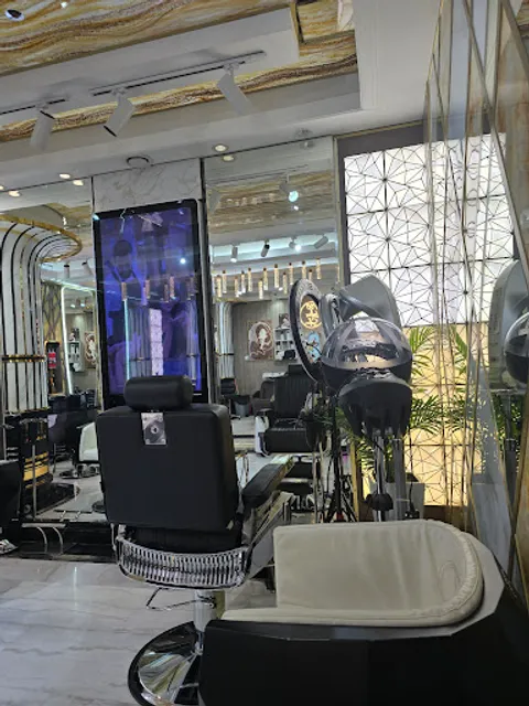 Blooming 700 ladies salon