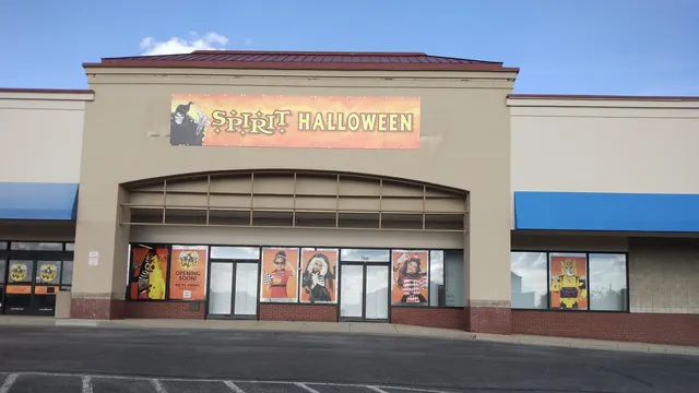 Spirit Halloween