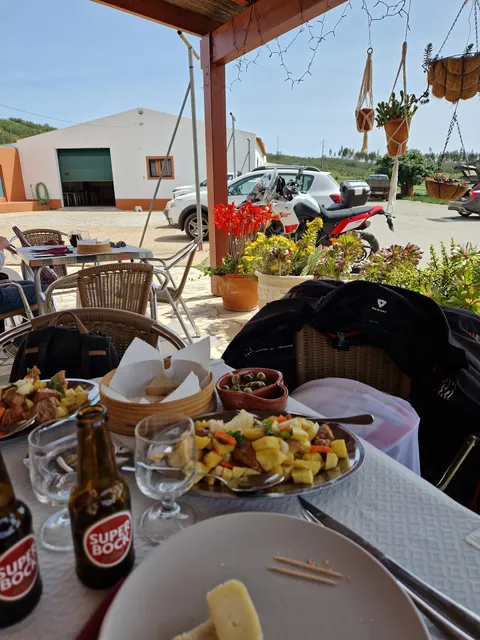 Snack-Bar " Os Pereiras "