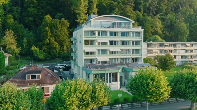 HOP Apartments & Suites