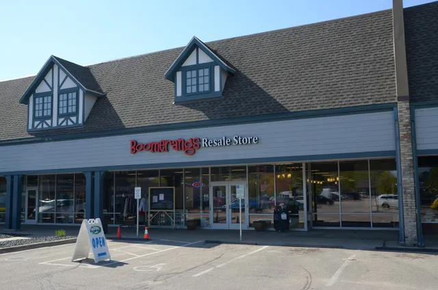 Boomerangs Resale Store