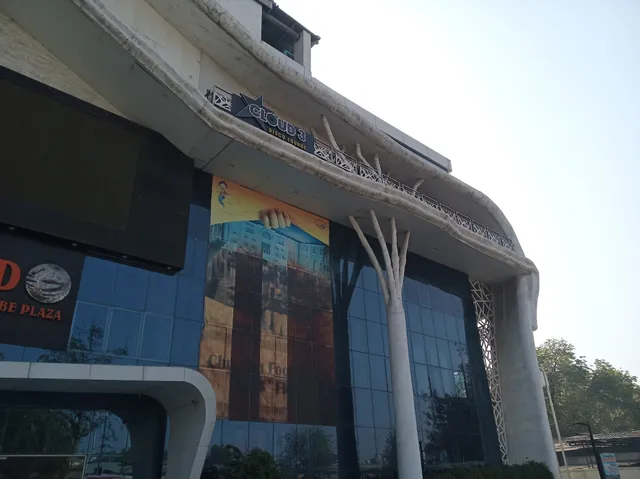 Ved Transcube plza,Vadodara GSRTC BuS Station