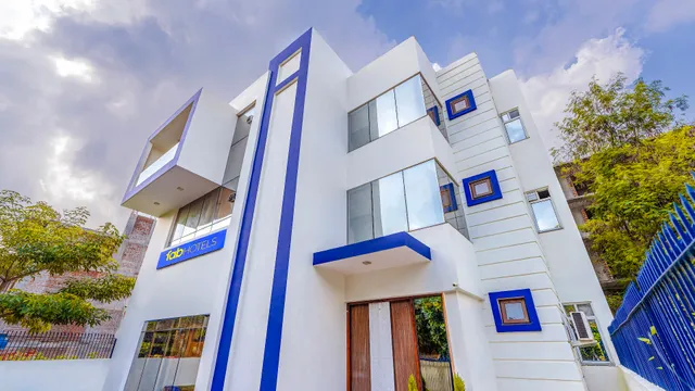 FabHotel Oyster Villa - Hotel in Sushant Lok 1, Gurgaon