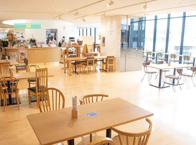 カフェ オレンジブーツ（Cafe Orange Boots）