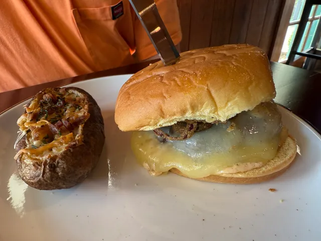 Miss Annie's Rustic Park Tavern & Beer Garden