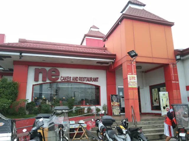 NE Bakeshop & Restaurant | NE Cafe - Crossing