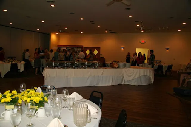 Michael's On The Lake