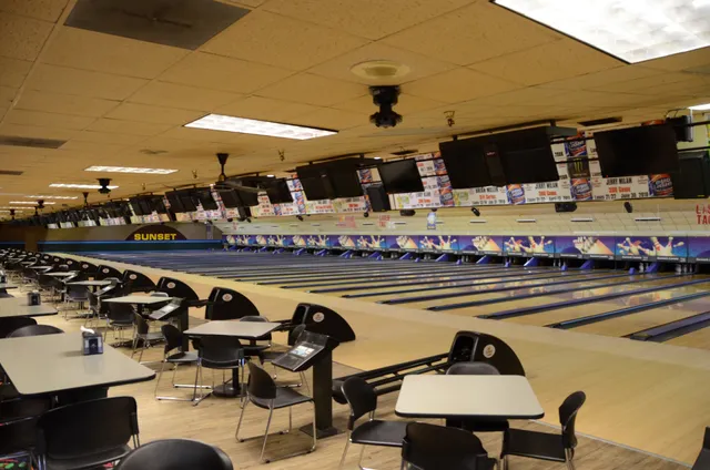 Sunset Lanes