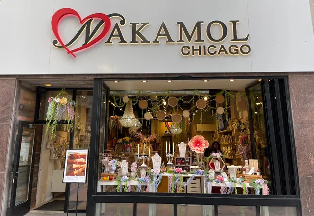 Nakamol Chicago