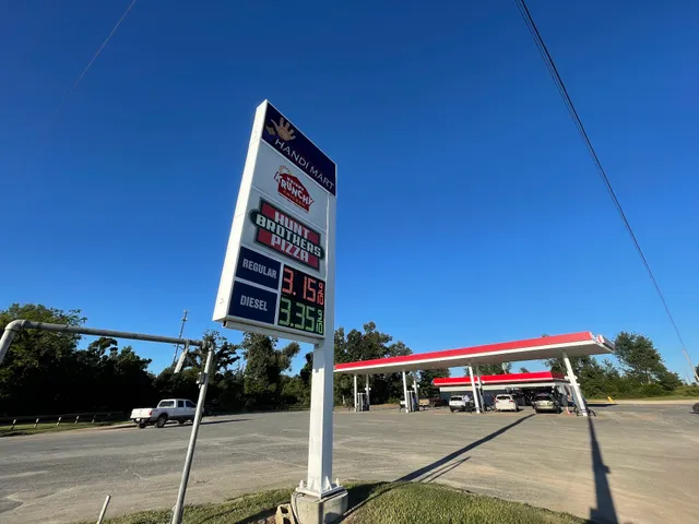 Handi Mart #12 / Krispy Chicken