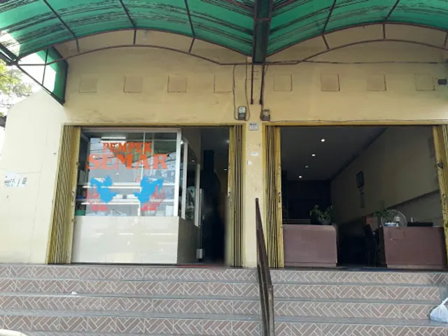 Pempek Semar