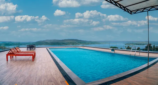 Hilltop International Bay View | Sea View Hotel In Andaman