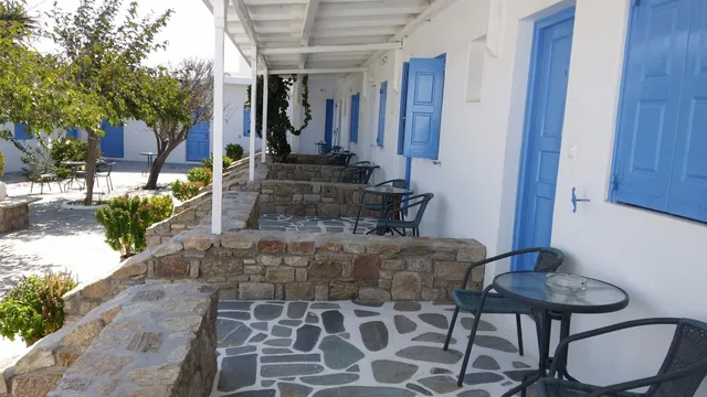 Vouniotis rooms