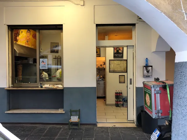 Pizzeria diva Kebab - Pizzeria da asporto e kebab a domicilio