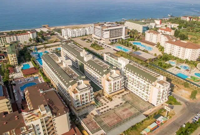 Hedef Beach Resort & Spa