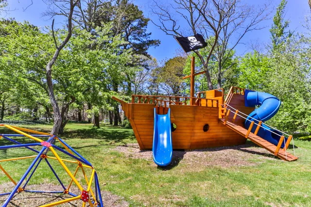 Even'tide Resort & Cottages