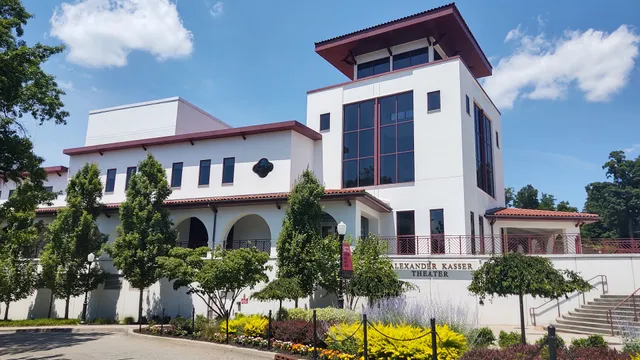 Alexander Kasser Theater
