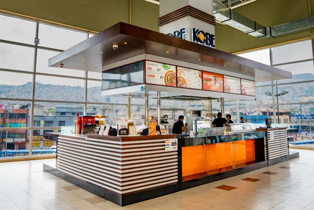 KOBE sushi & rolls - C. C. El Recreo