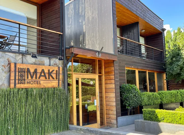 Maki Hotel