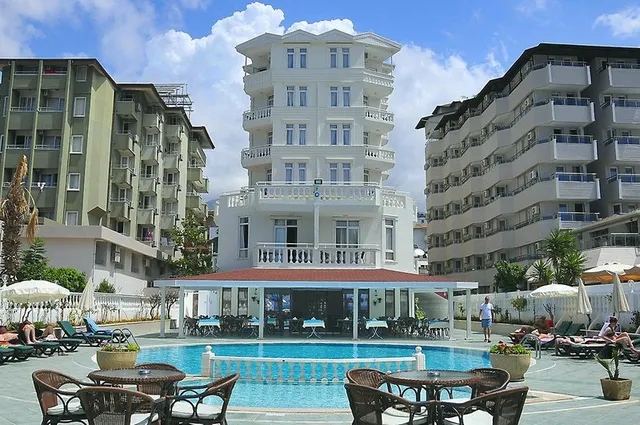 Azak Otel