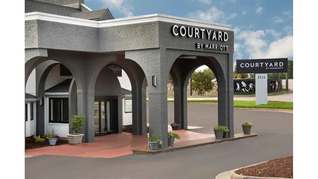 Courtyard by Marriott Winston-Salem University